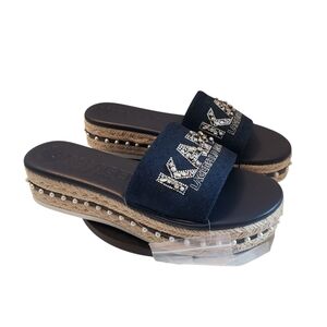 New KARL LAGERFELD PARIS Denim Blue Kamara Pearl Platform Sandal Women Size 11M